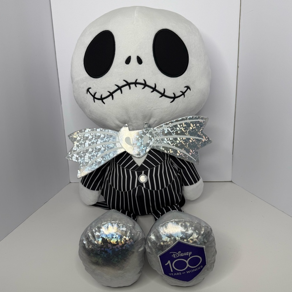 Jack Skellington 28” (2023 Release) NWOT
